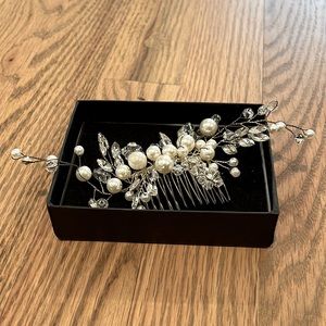 Womens wedding hairpin - brand new